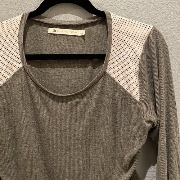 Blanc Noir | mesh shoulder, long sleeved crop top - Picture 2 of 12